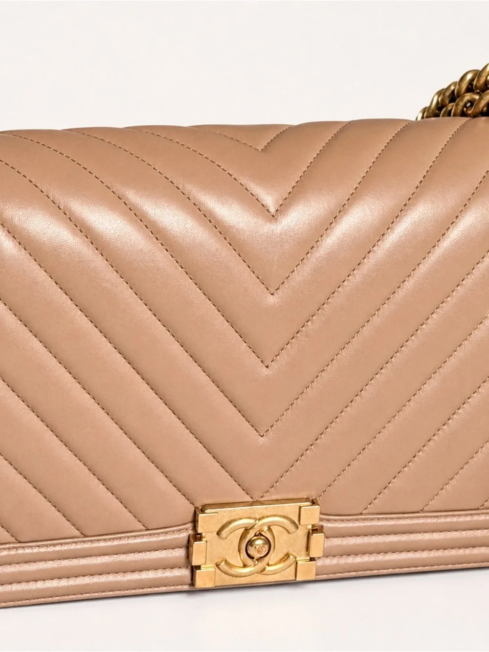 CHANEL Chevron Quilted Medium Boy Bag in Beige - Picture 2 of 14